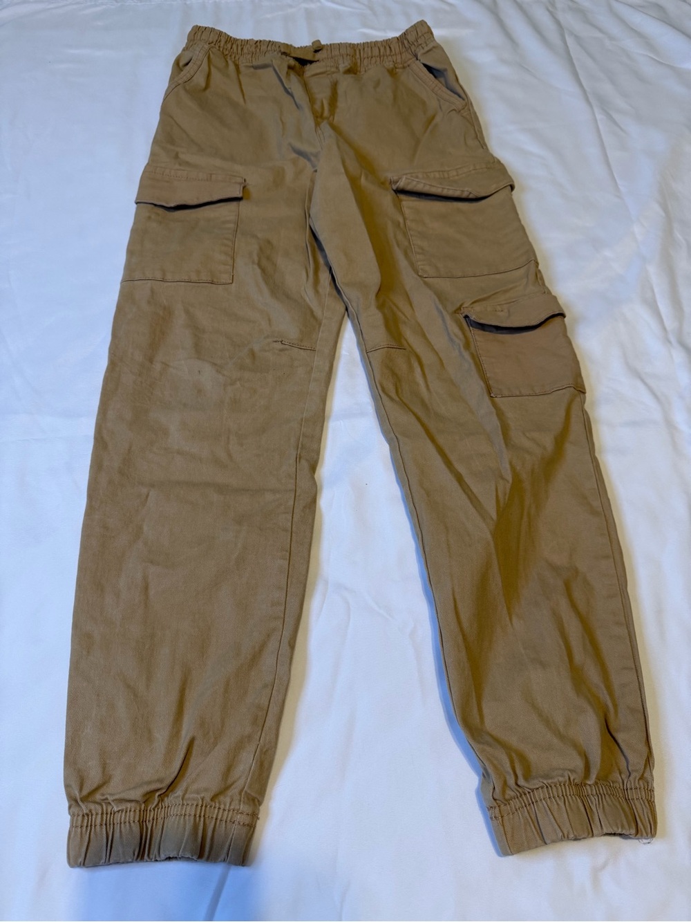 Aeropostale Men's Cargo Pants in Khaki with Elastic Cuffs